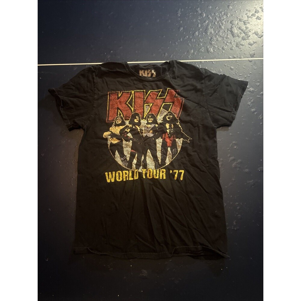 KISS World Tour ‘77 Graphic Band T-Shirt Black Men’s Small S 2021 Rock Cotton